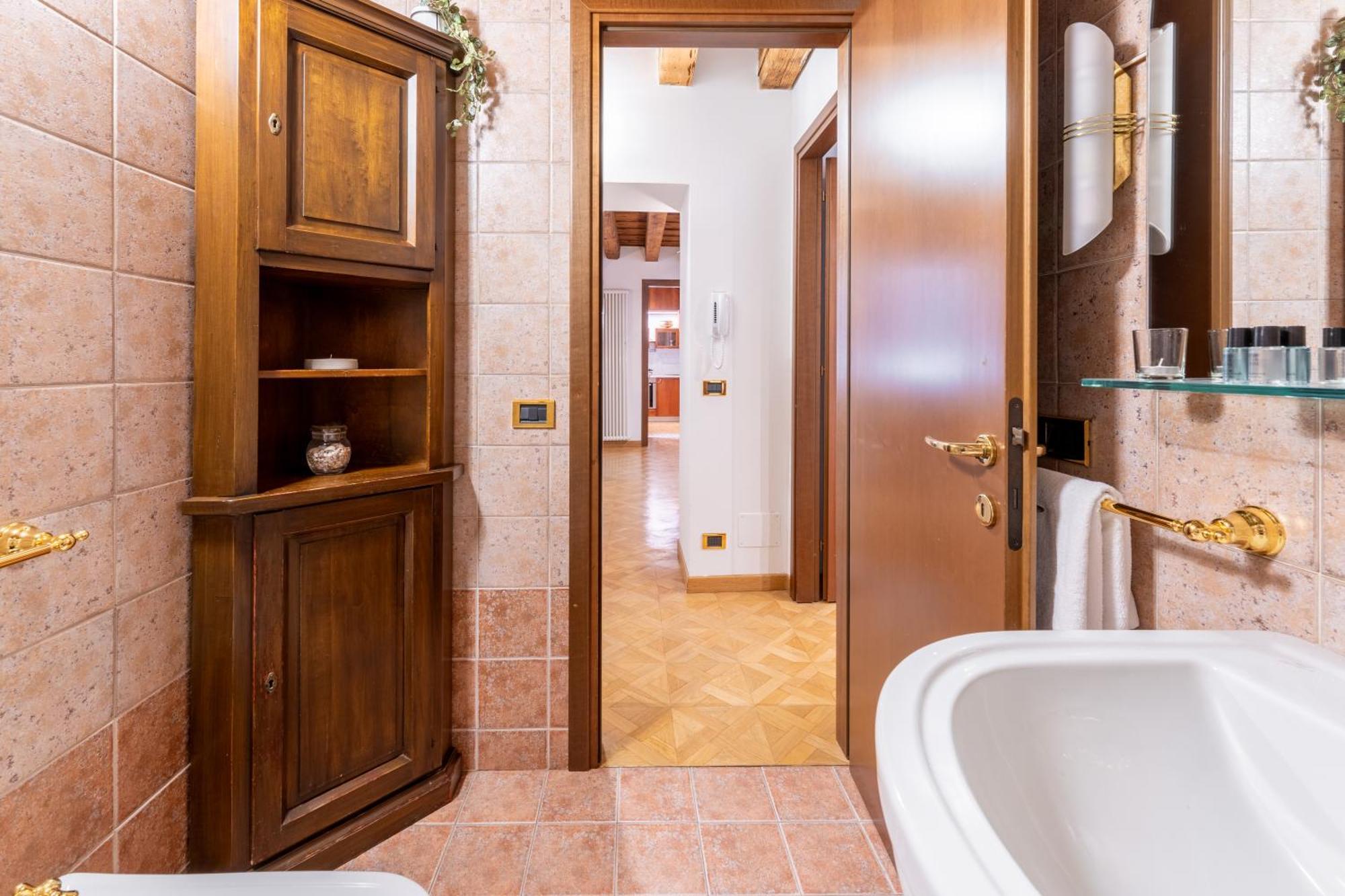 Sgarzerie Luxury Flat 2 Rooms 120Mq Verona Exterior foto